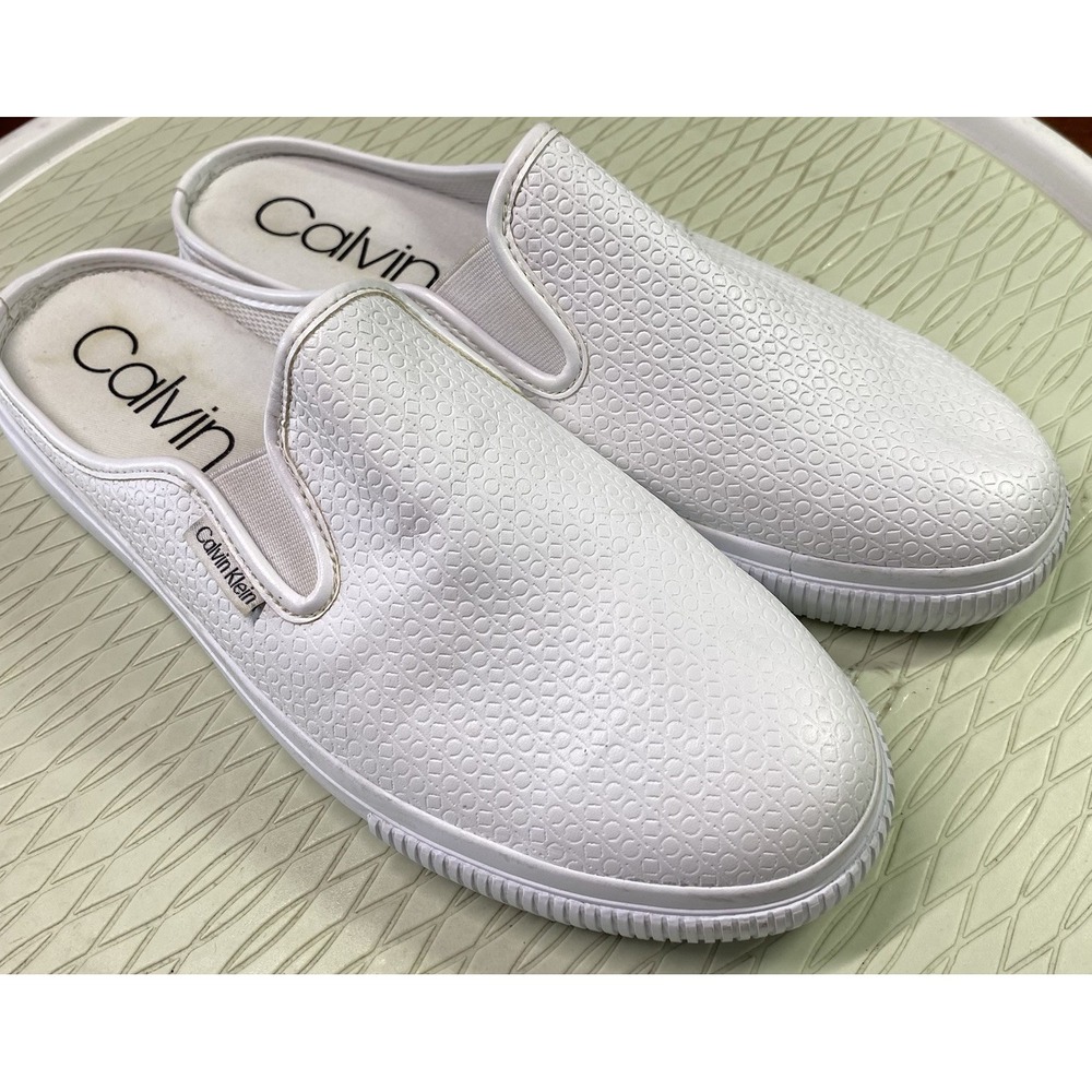 Calvin Klein Women's Lena‎ White  Slip-On Sneaker Shoes Sz.9M